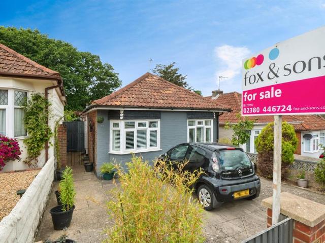 Bungalow for sale in Midanbury, Isle Of Man