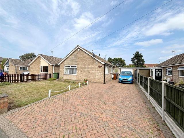 Bungalow for sale in Hartsholme, Brayford