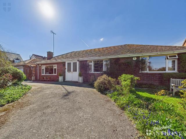 Bungalow for sale in Stone with Bishopstone and Hartwell, Stone