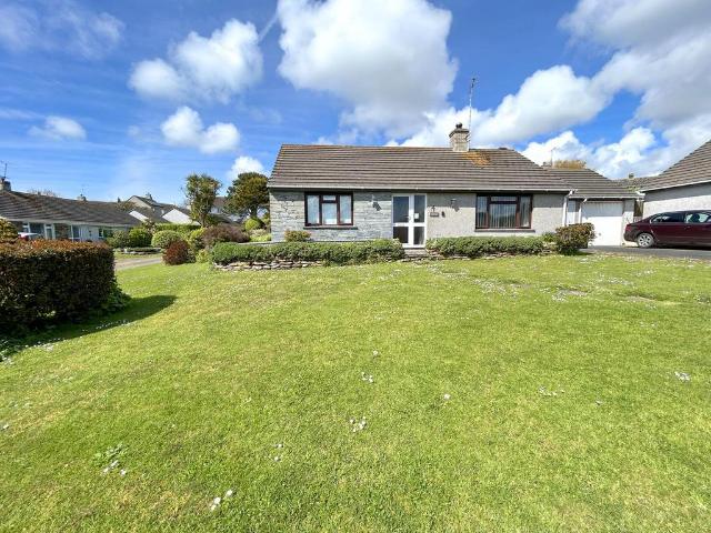 Bungalow for sale in Grade-Ruan, Ruan Minor