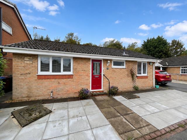 Bungalow for sale in Woodley, Greater Manchester