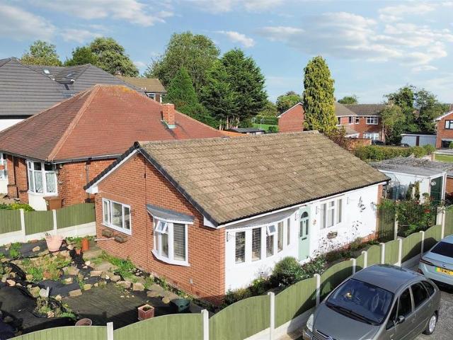 Bungalow for sale in Gedling