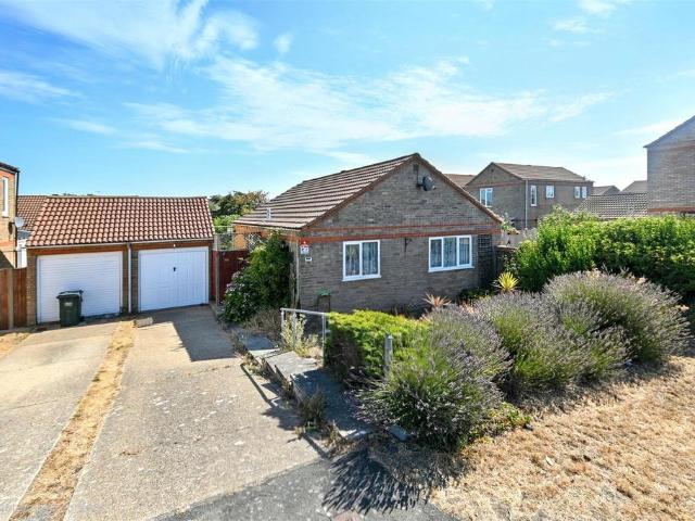 Bungalow for sale in St Anthony's Hill, Eastbourne