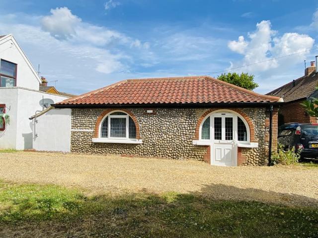 Bungalow for sale in Comers, Norfolk