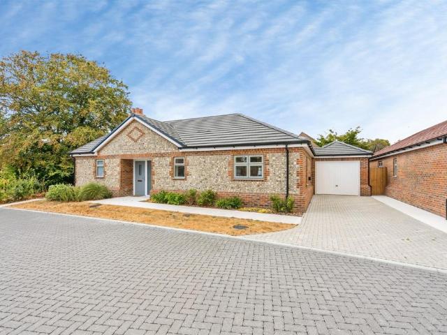 Bungalow for sale in Clapham, West Sussex