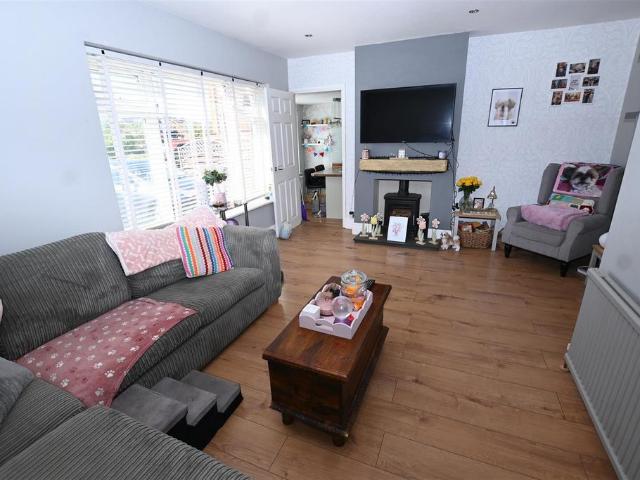 Bungalow for sale in Canvey Island