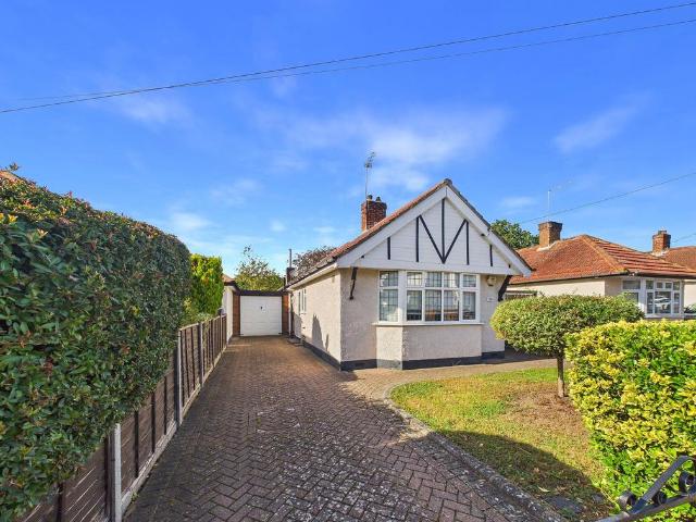 Bungalow for sale in London Borough of Hillingdon, Greater London