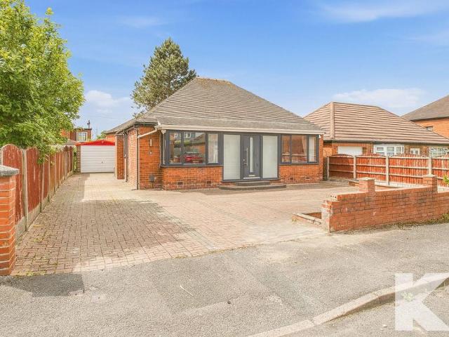 Bungalow for sale in Holden Fold, Pendock