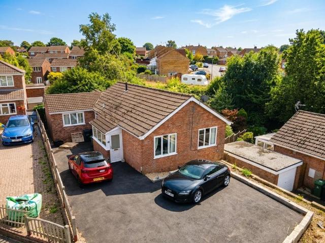 Bungalow for sale in Allaston, Bromsberrow Heath