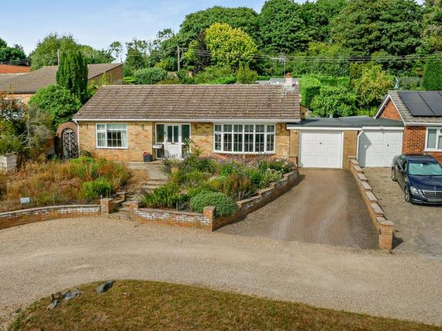 Bungalow for sale in Bedingfield, Suffolk
