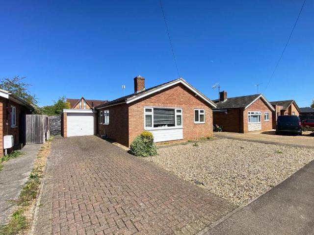 Bungalow for sale in Oakington and Westwick, Arrington