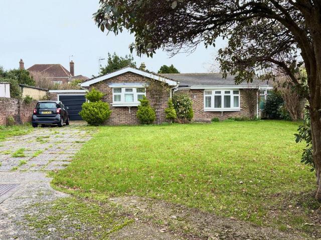 Bungalow for sale in Brockhurst, Gosport