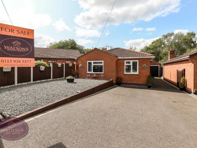 Bungalow for sale in Underwood, East Midlands