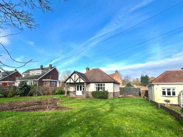 Bungalow for sale in Coseley, West Midlands