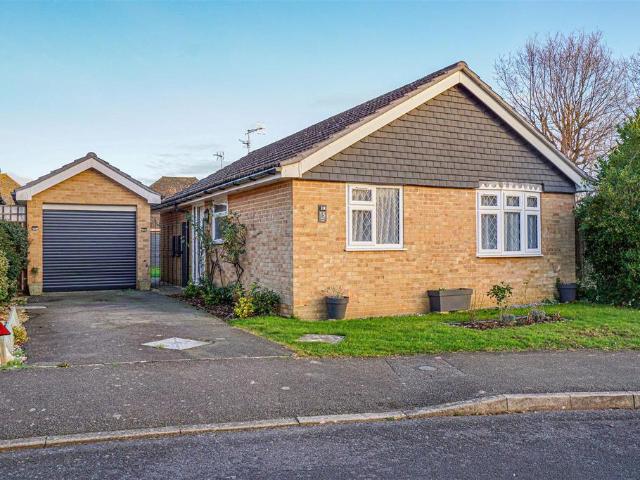 Bungalow for sale in Little Common, Heathlands