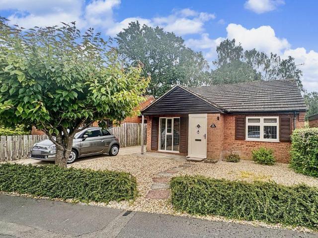 Bungalow for sale in Hartsholme, Brayford