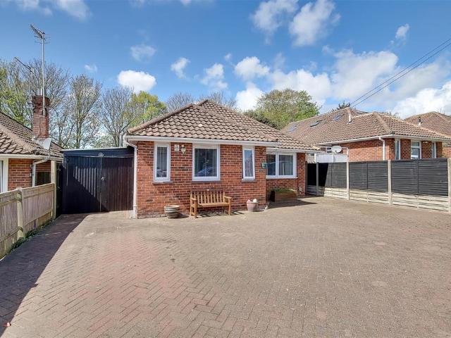 Bungalow for sale in Worthing, West Sussex