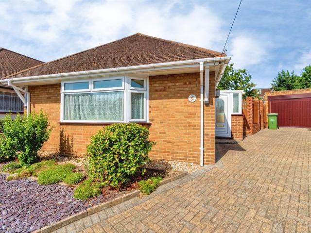 Bungalow for sale in Hollybrook, City Of Southampton