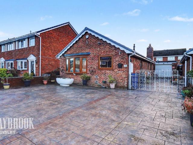 Bungalow for sale in Royston, South Yorkshire