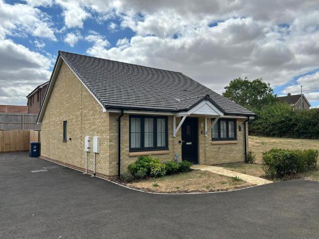 Bungalow for sale in Huntingdon, Cambridgeshire