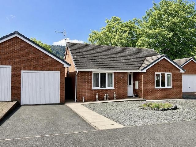 Bungalow for sale in Trofarth, Wales