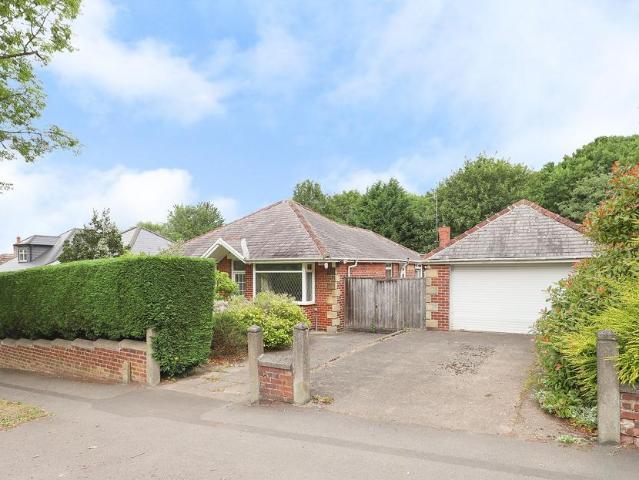 Bungalow for sale in Beauchief, South Yorkshire