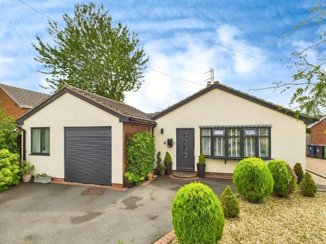 Bungalow for sale in Bomere Heath, Shropshire