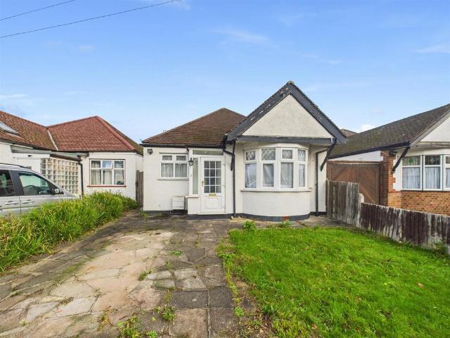 Bungalow for sale in Northwood, Greater London