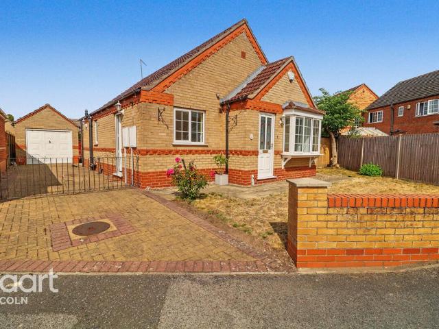 Bungalow for sale in Birchwood, Brayford