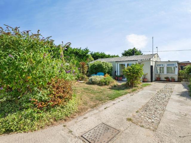 Bungalow for sale in Comers, Norfolk