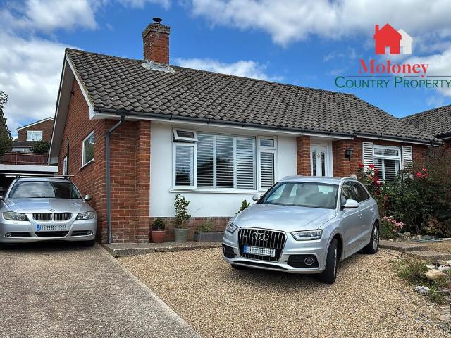 Bungalow for sale in Blacklands, Guestling Green