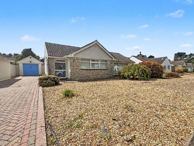 Bungalow for sale in Tricketts Cross, Ferndown