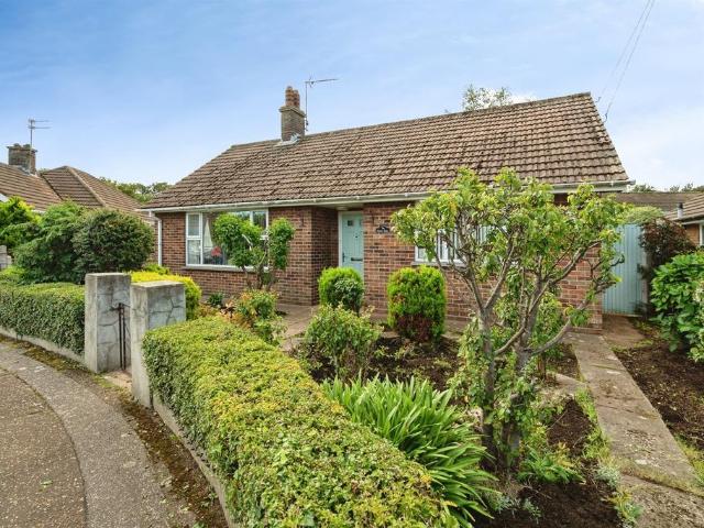 Bungalow for sale in Gorleston-on-Sea, Great Yarmouth