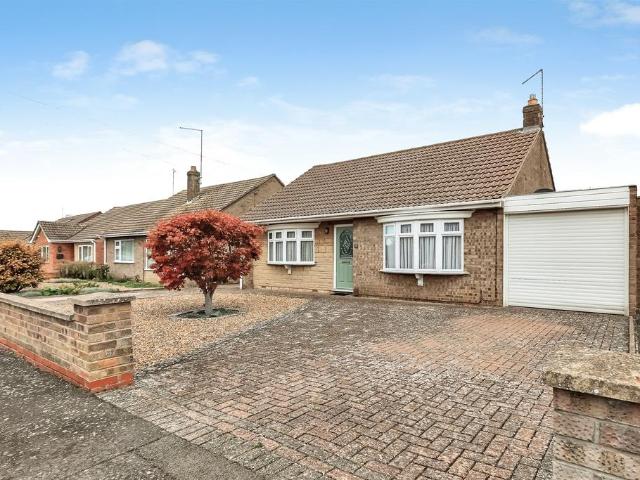 Bungalow for sale in Gunthorpe, Peterborough