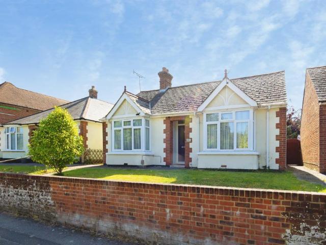 Bungalow for sale in Willesborough, Bridgefield
