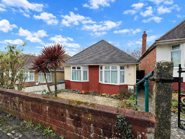 Bungalow for sale in Sholing, Isle Of Man