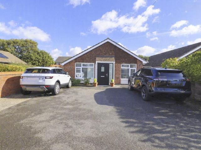 Bungalow for sale in Mengham, Havant