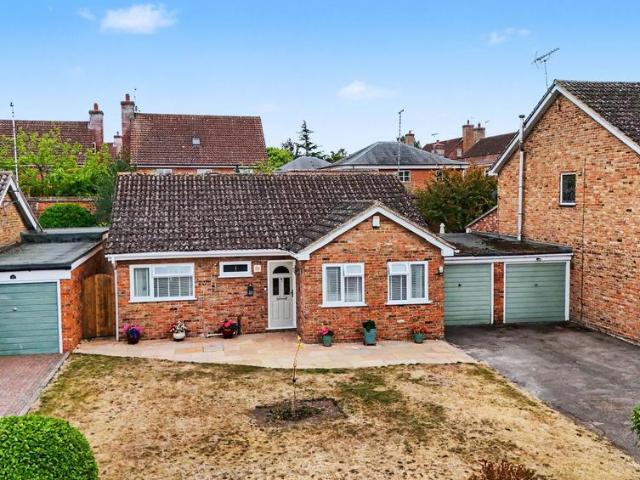 Bungalow for sale in Chedburgh, Suffolk