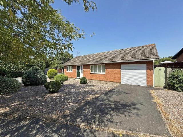 Bungalow for sale in Oxon, Shrewsbury