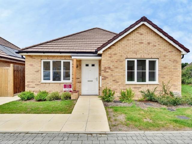 Bungalow for sale in Oad Street, Kent