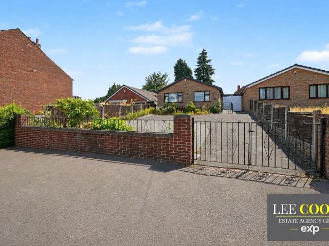 Bungalow for sale in Darlaston, West Midlands