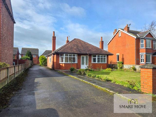 Bungalow for sale in Roby Mill, Lancashire