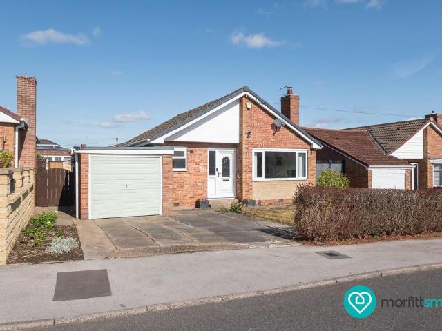 Bungalow for sale in Aston cum Aughton, Aston