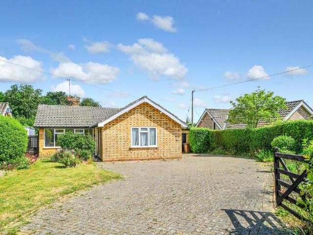 Bungalow for sale in Comers, Norfolk