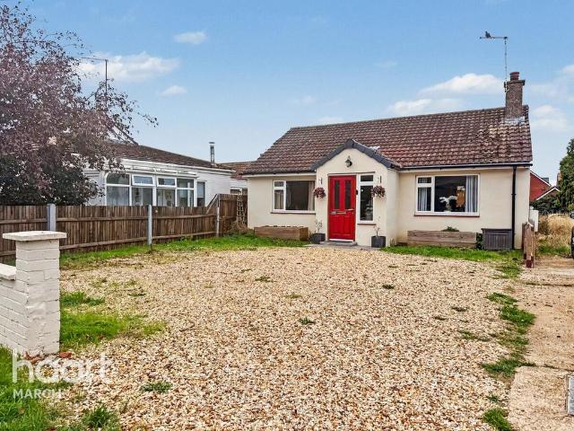 Bungalow for sale in Four Gotes, Cambridgeshire