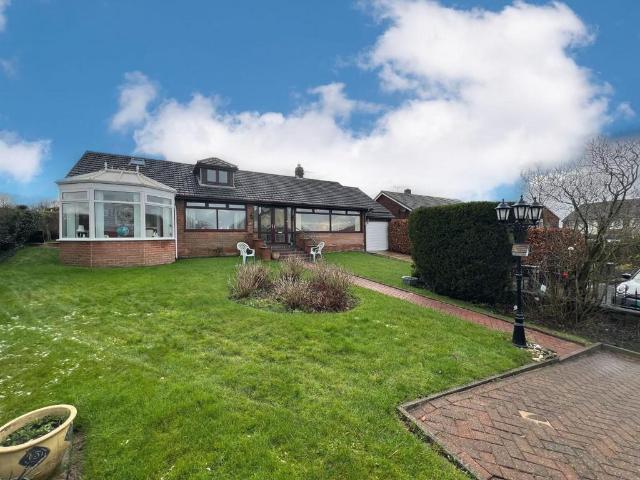 Bungalow for sale in North Close, Thinford