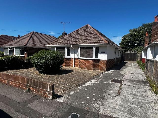Bungalow for sale in Throop, Bournemouth