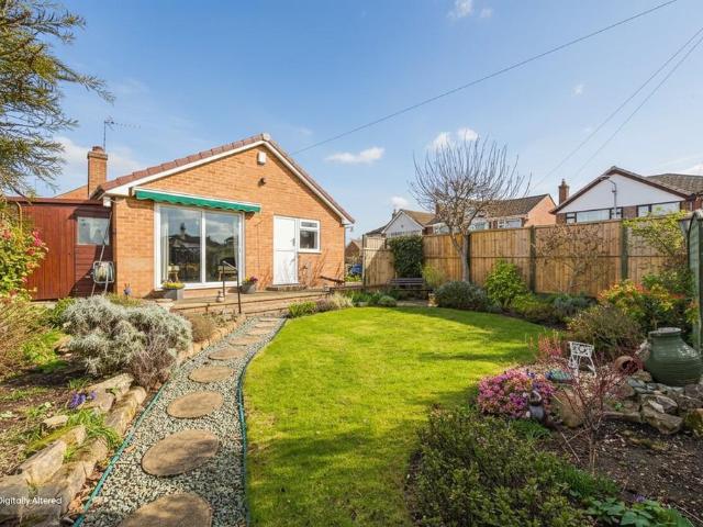 Bungalow for sale in Barton In Fabis, East Midlands