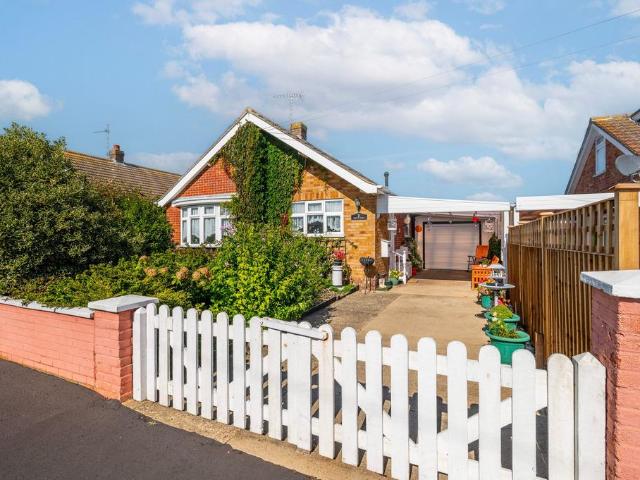Bungalow for sale in Stokesby, Norfolk