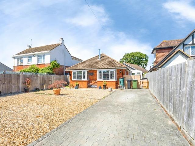 Bungalow for sale in Rose Green, Clapham